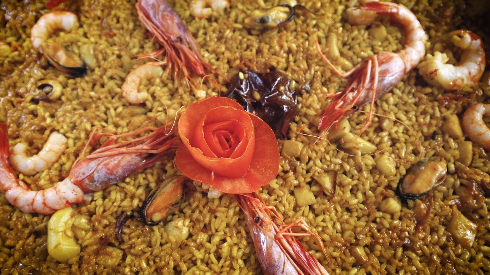 Paella de marisco paso a paso. Arroz de “senyoret” o señorito. Receta  tradicional | Restaurantes en Gandia | Chef Amadeo